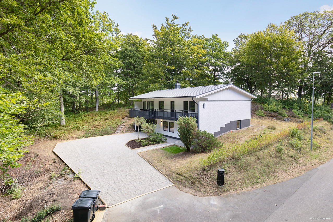Waldaus väg 10