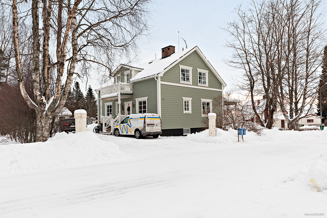 Länsmansgatan 18