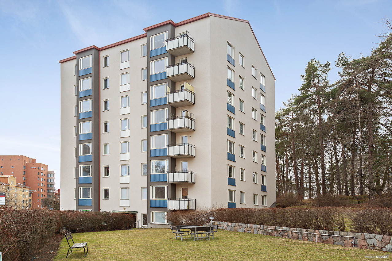 Råsundavägen 162