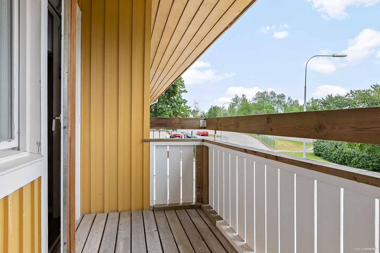 Västra Fjärilsvägen 84 – bild 3