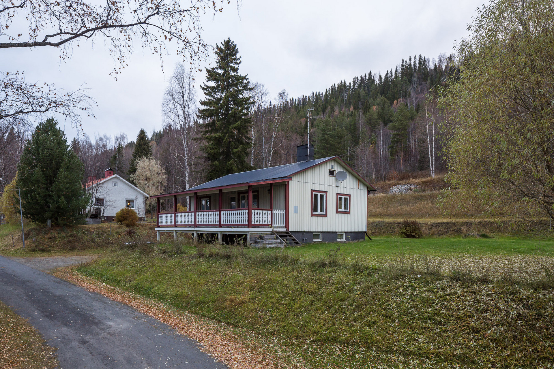 Kyrktåsjö Backvägen 11 – bild 4