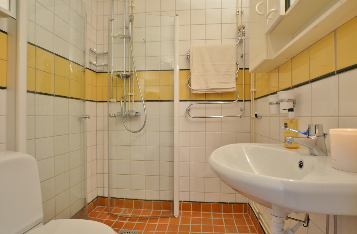 Rosenkällavägen 32 D – bild 4