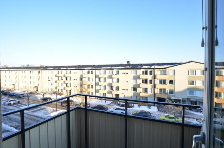 Månadsvägen 28, 3tr – bild 3